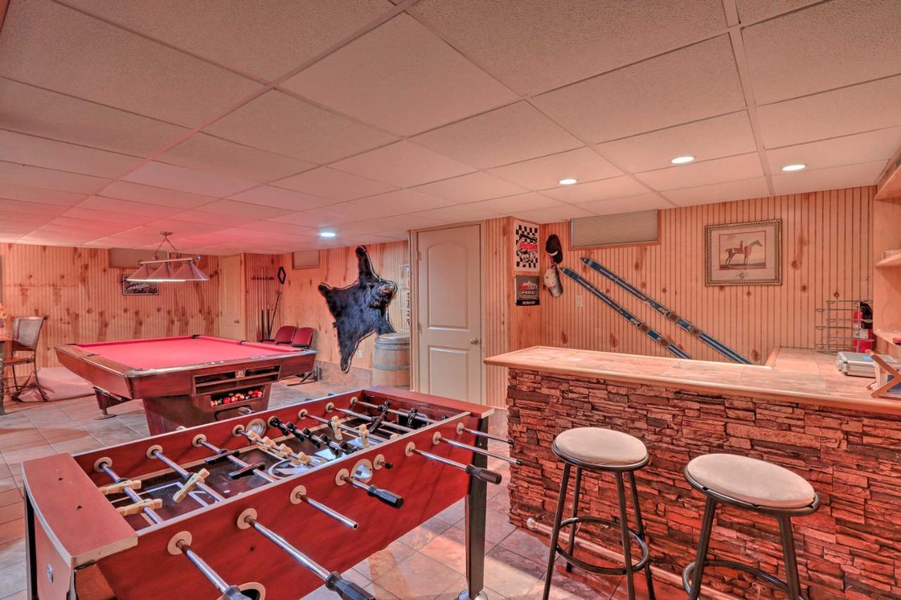 Poconos Home With Game Room Walk To Lake Harmony! Bagian luar foto