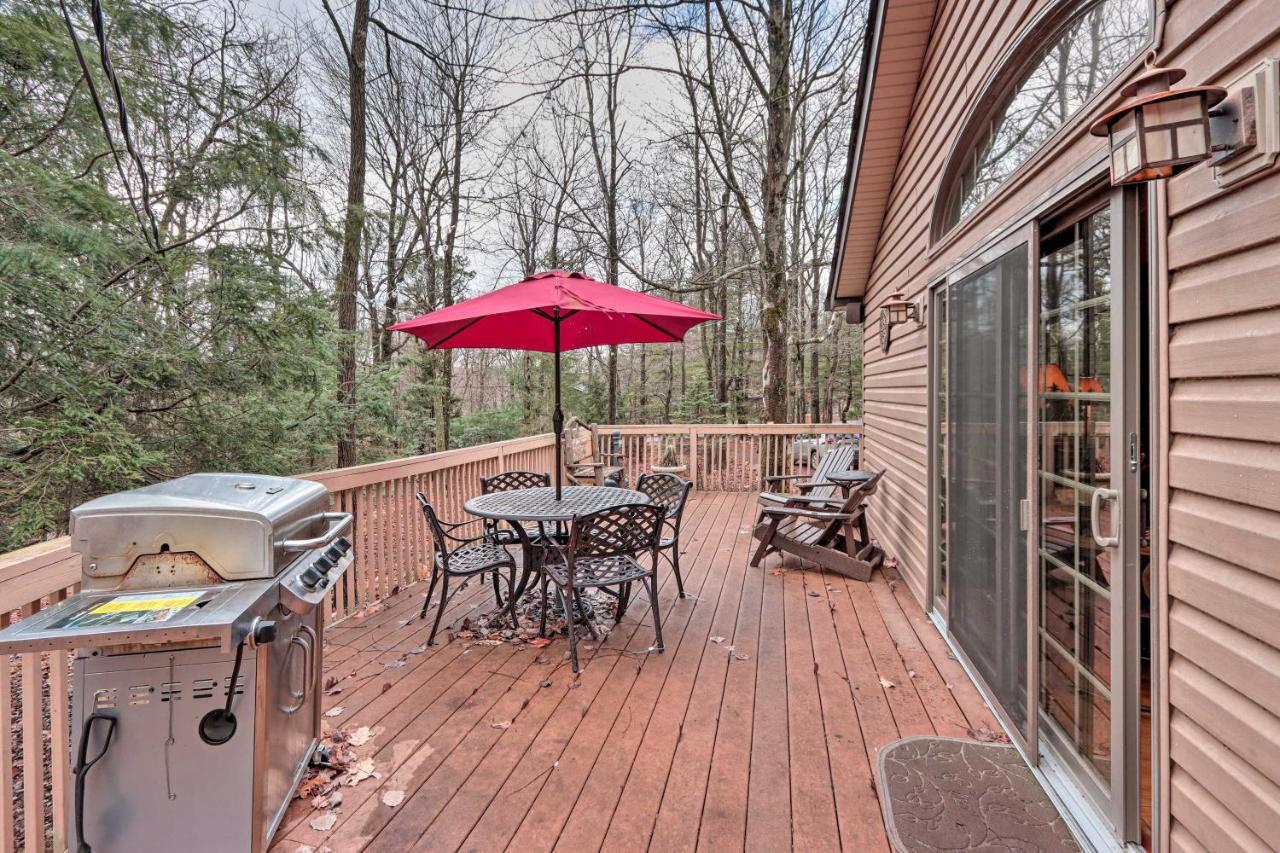Poconos Home With Game Room Walk To Lake Harmony! Bagian luar foto
