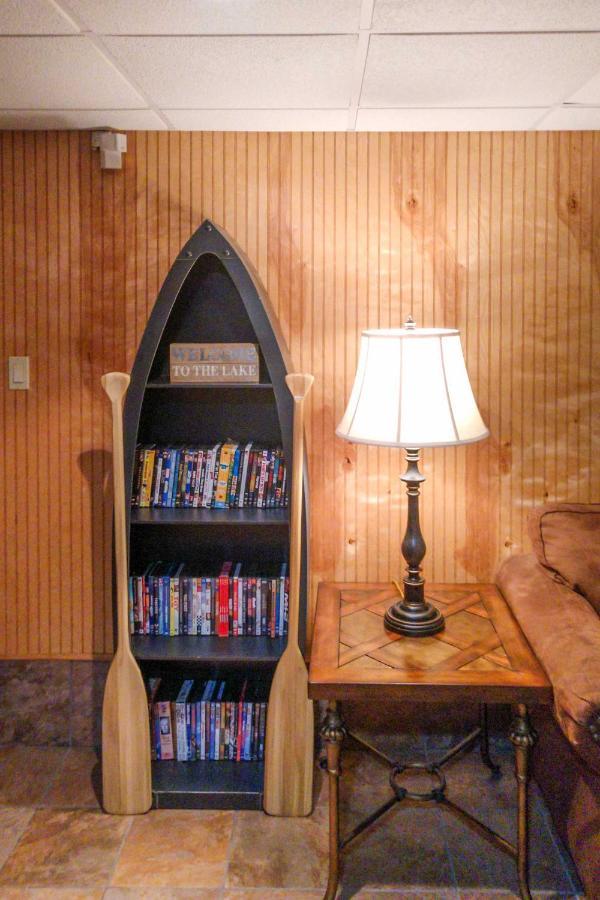 Poconos Home With Game Room Walk To Lake Harmony! Bagian luar foto